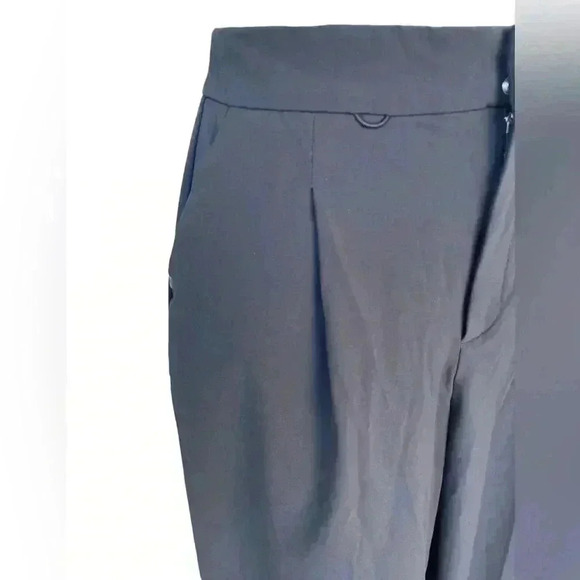 FIGSPRO women’s black High Waisted Wide Leg
Trousers size MP preloved no flaws - Picture 4 of 10